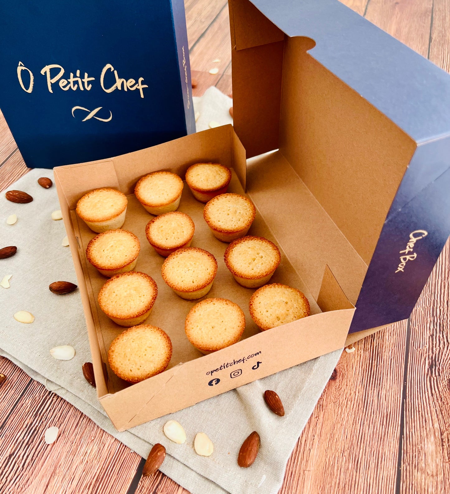 Box of 12 Financiers