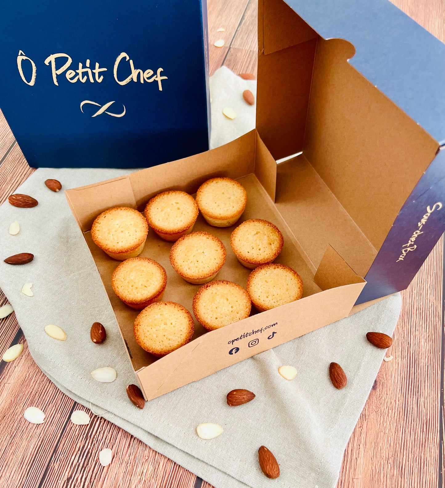 Box of 9 Financiers