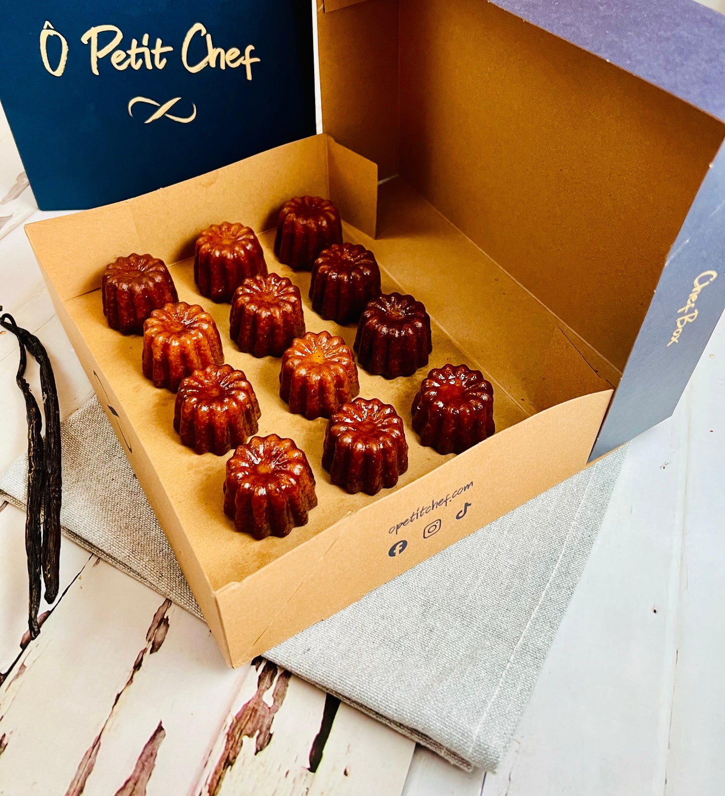 Box of 12 Cannelés